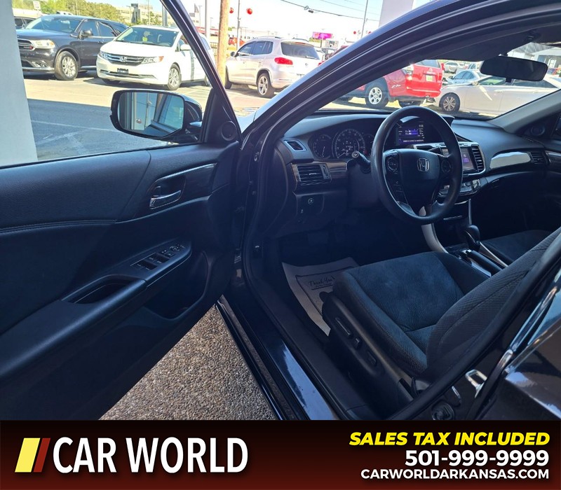 Honda Accord Sedan Vehicle Full-screen Gallery Image 7