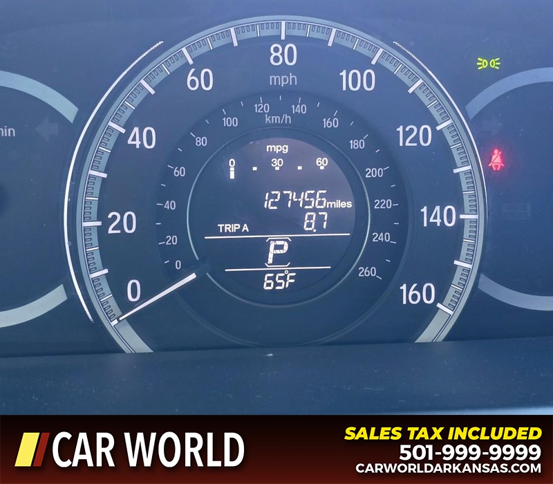 Honda Accord Sedan Vehicle Full-screen Gallery Image 15