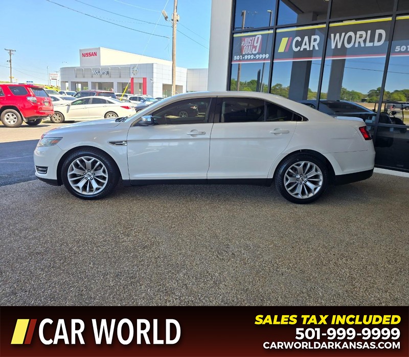 Ford Taurus Vehicle Full-screen Gallery Image 4