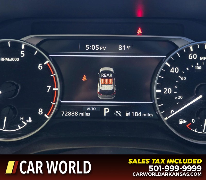 Nissan Rogue Vehicle Full-screen Gallery Image 17