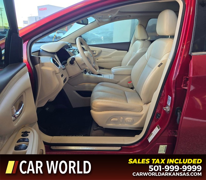 Nissan Murano Vehicle Full-screen Gallery Image 8