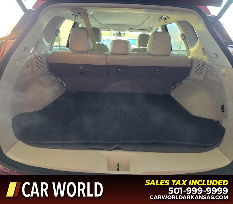 Nissan Murano Vehicle Full-screen Gallery Image 13