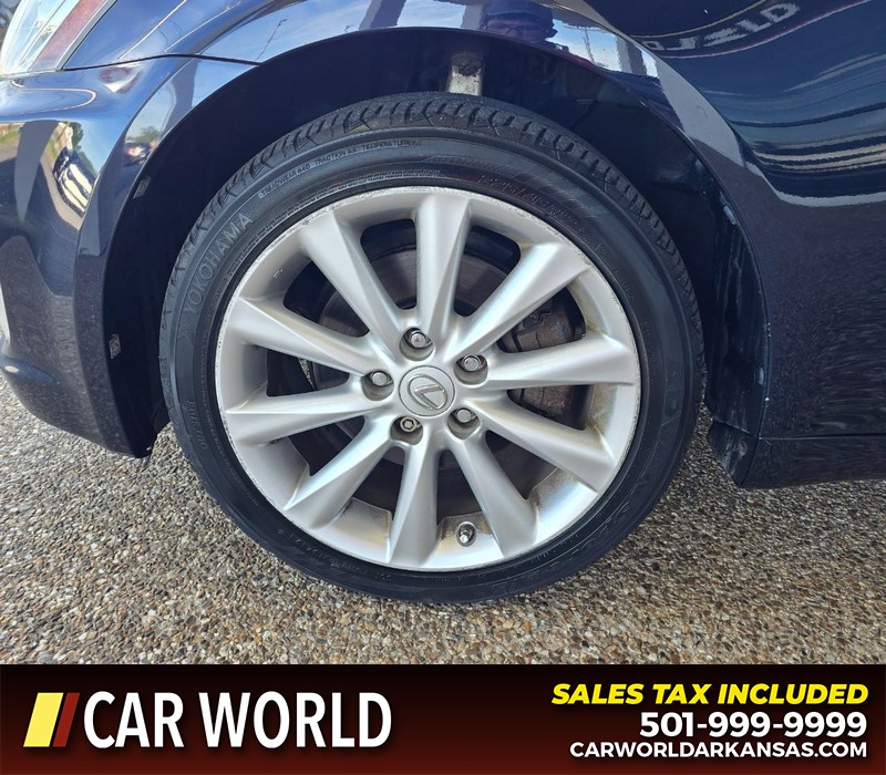 Lexus IS 250 Vehicle Full-screen Gallery Image 6