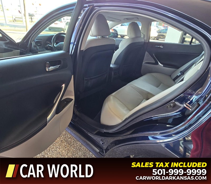 Lexus IS 250 Vehicle Full-screen Gallery Image 9