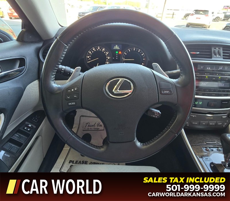 Lexus IS 250 Vehicle Full-screen Gallery Image 14