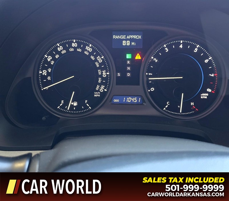 Lexus IS 250 Vehicle Full-screen Gallery Image 16