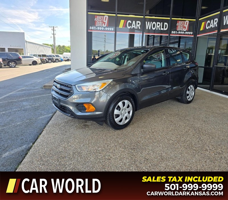 Ford Escape Vehicle Full-screen Gallery Image 3