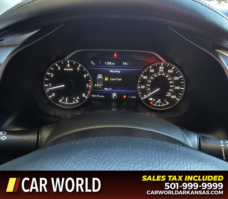 Nissan Murano Vehicle Full-screen Gallery Image 17