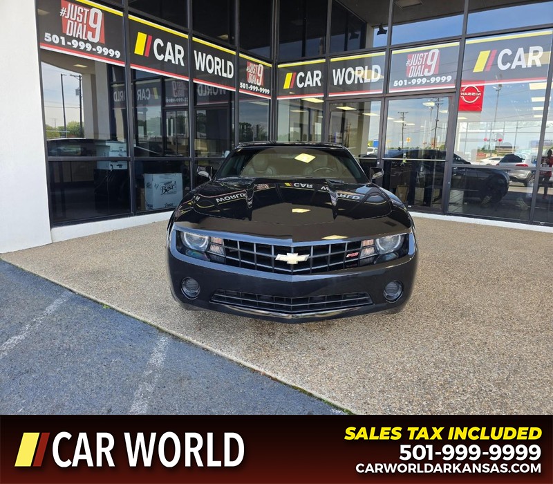 Chevrolet Camaro Vehicle Full-screen Gallery Image 2