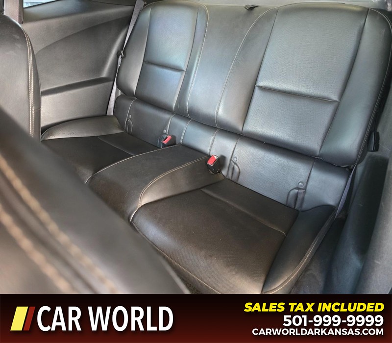 Chevrolet Camaro Vehicle Full-screen Gallery Image 9