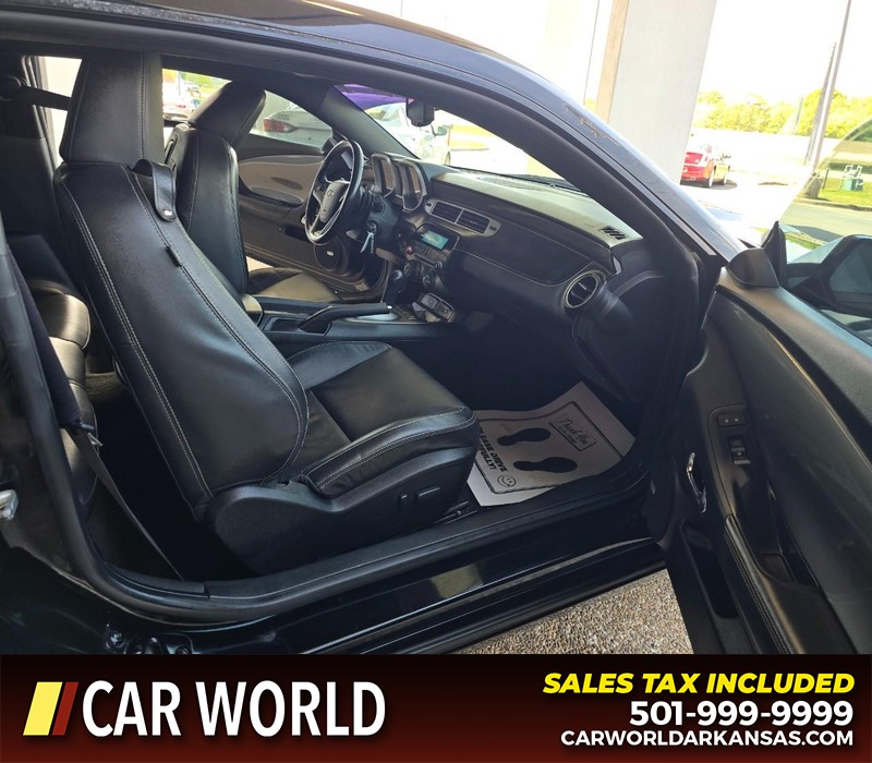 Chevrolet Camaro Vehicle Full-screen Gallery Image 10