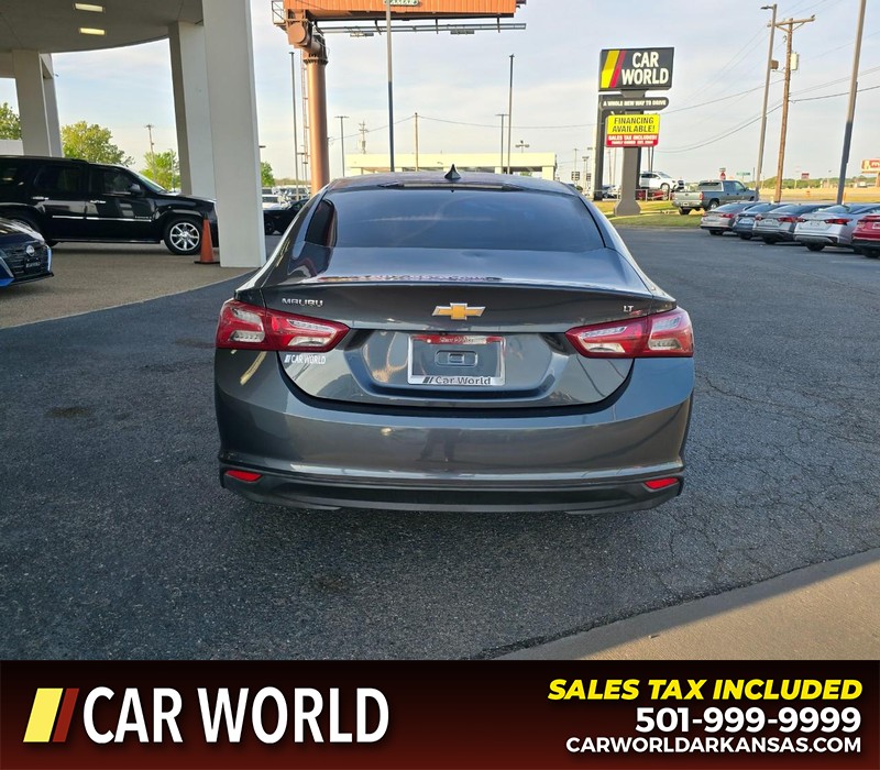 Chevrolet Malibu Vehicle Full-screen Gallery Image 5