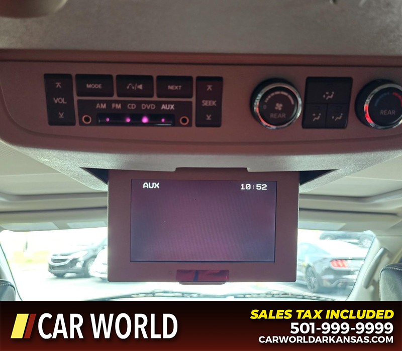 INFINITI QX56 Vehicle Full-screen Gallery Image 25