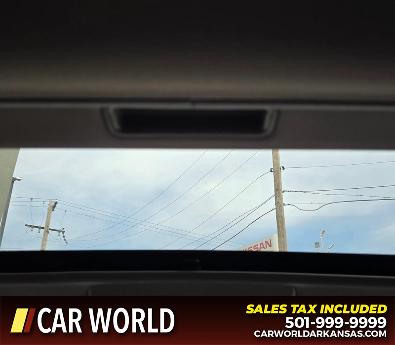 INFINITI QX56 Vehicle Full-screen Gallery Image 26