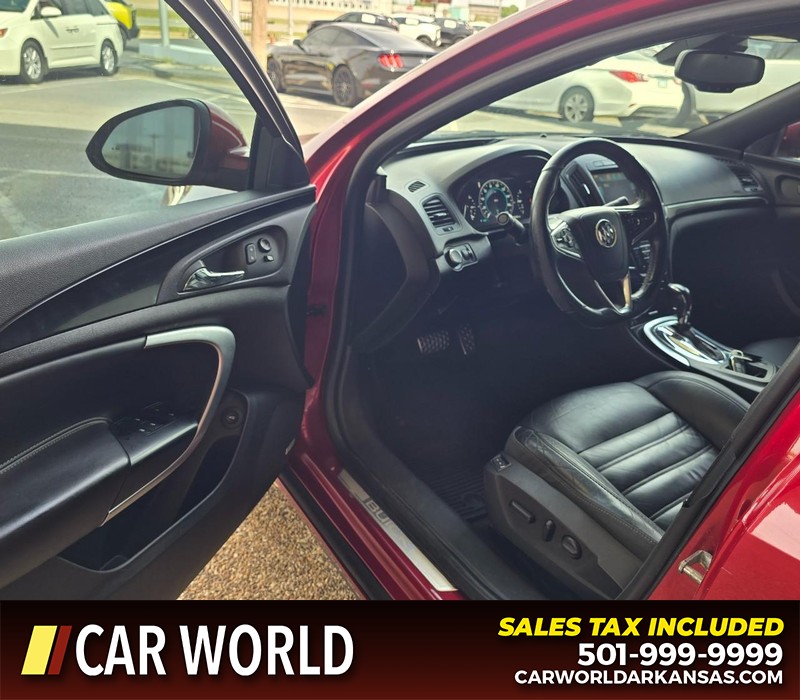 Buick Regal Vehicle Full-screen Gallery Image 7