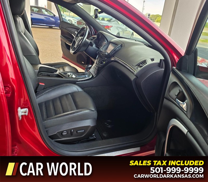 Buick Regal Vehicle Full-screen Gallery Image 11