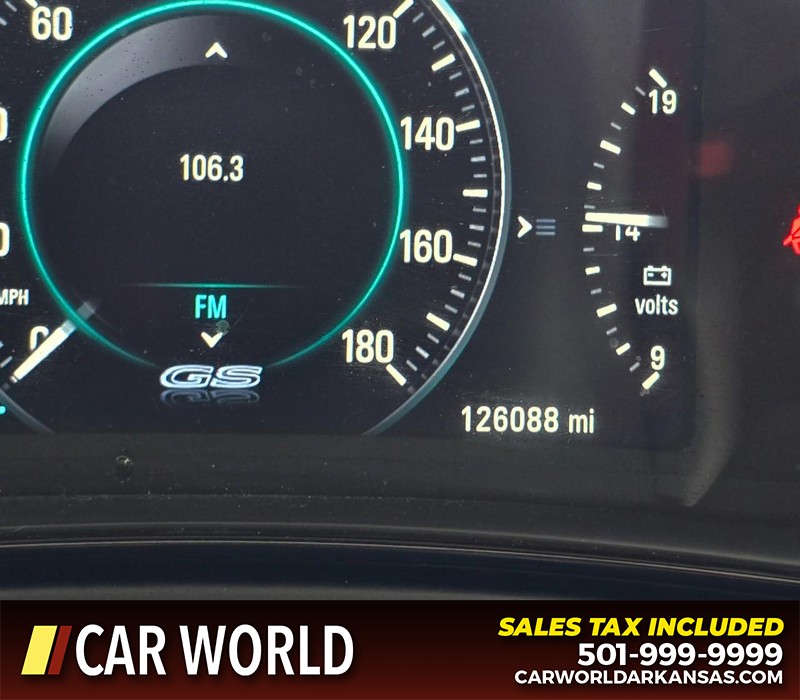 Buick Regal Vehicle Full-screen Gallery Image 15