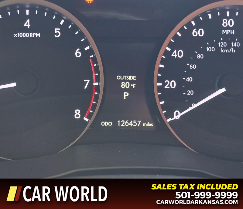 Lexus ES 350 Vehicle Full-screen Gallery Image 16