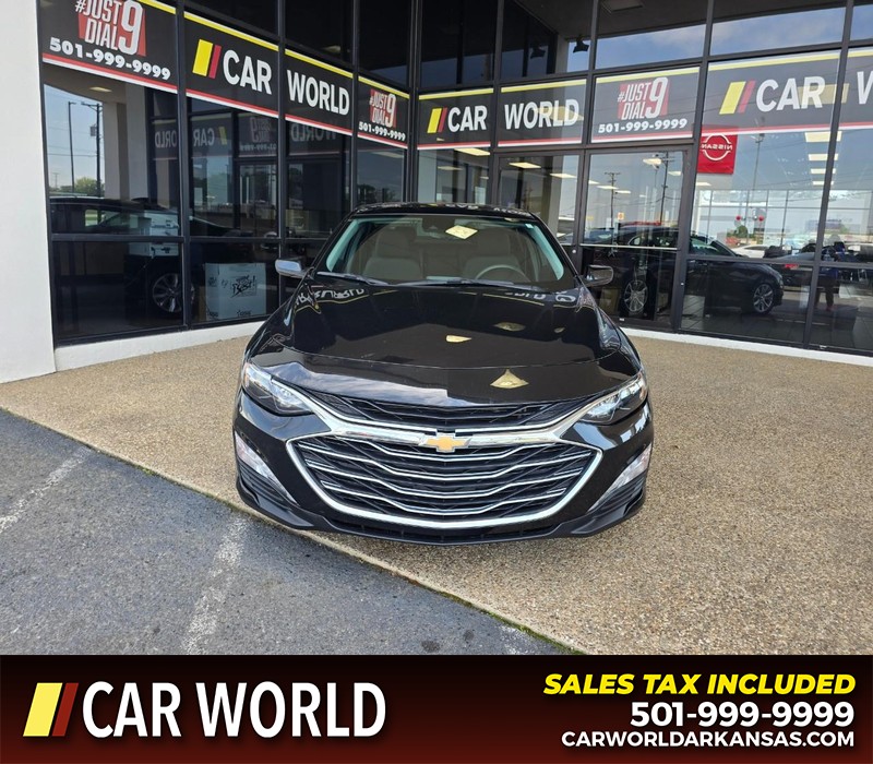 Chevrolet Malibu Vehicle Full-screen Gallery Image 2