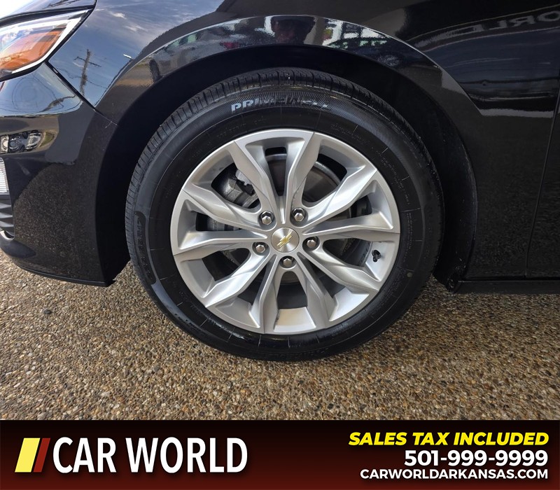 Chevrolet Malibu Vehicle Full-screen Gallery Image 6