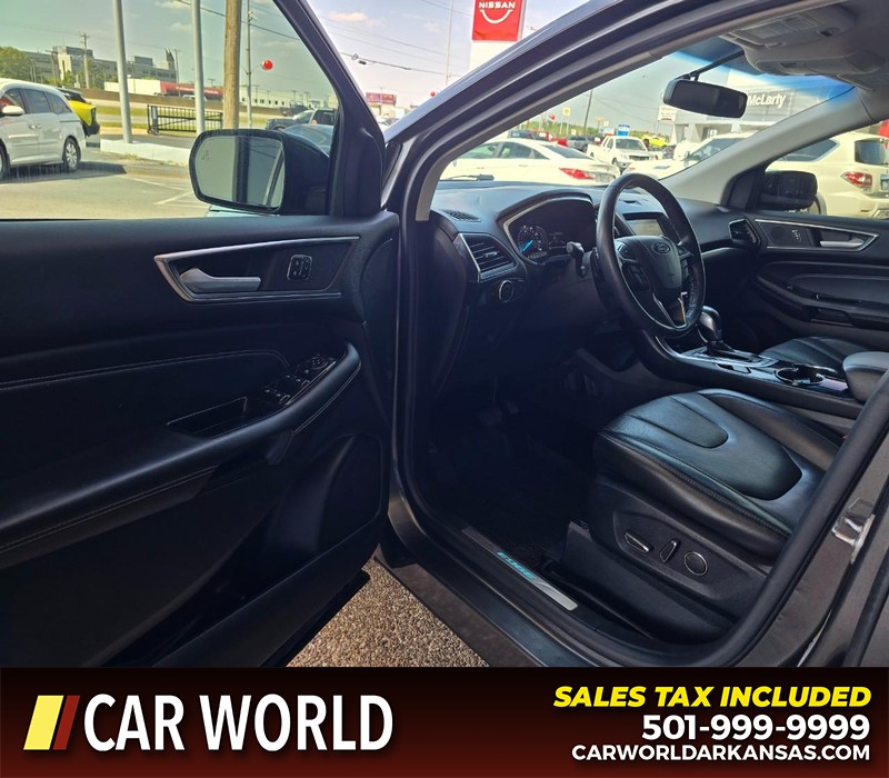 Ford Edge Vehicle Full-screen Gallery Image 8