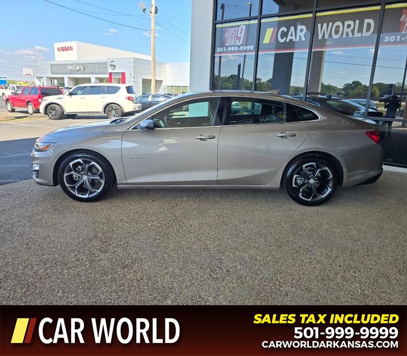Chevrolet Malibu Vehicle Full-screen Gallery Image 4