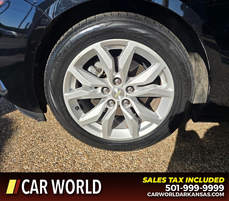 Chevrolet Impala Vehicle Full-screen Gallery Image 6