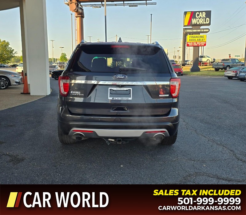 Ford Explorer Vehicle Full-screen Gallery Image 6