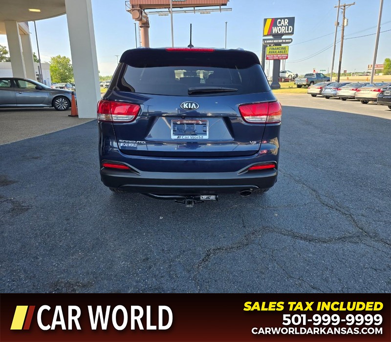 Kia Sorento Vehicle Full-screen Gallery Image 5