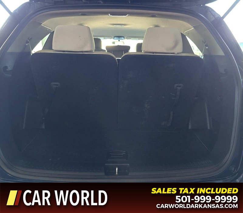 Kia Sorento Vehicle Full-screen Gallery Image 15