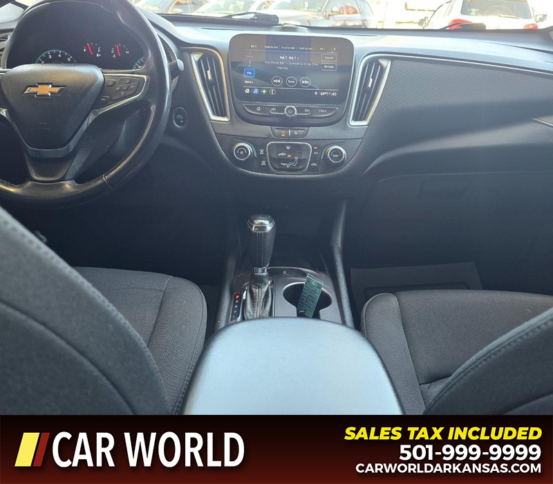 Chevrolet Malibu Vehicle Full-screen Gallery Image 34