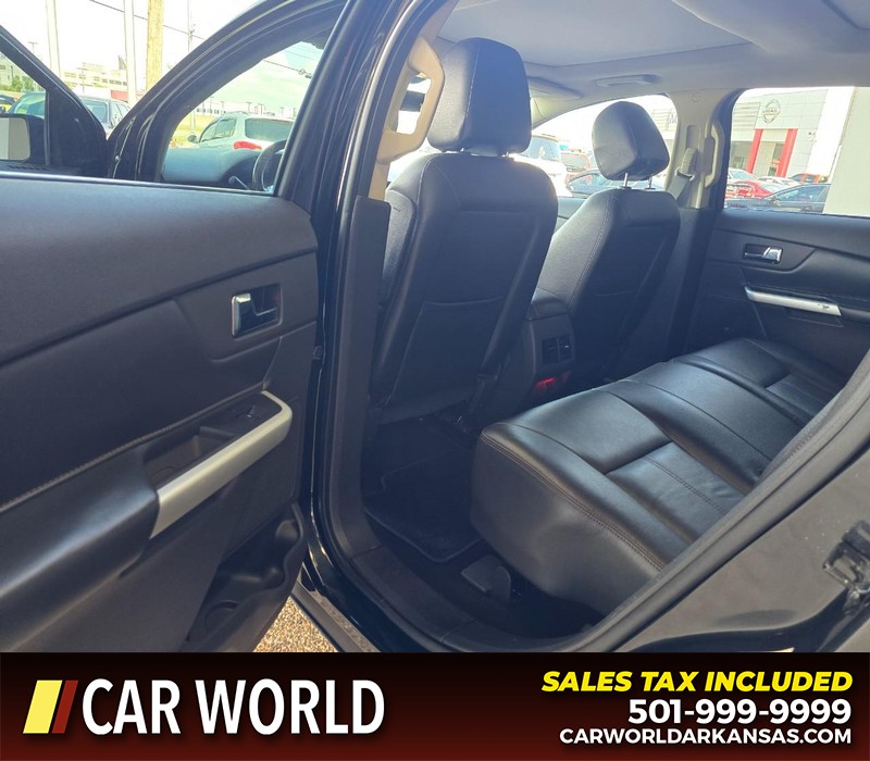 Ford Edge Vehicle Full-screen Gallery Image 9