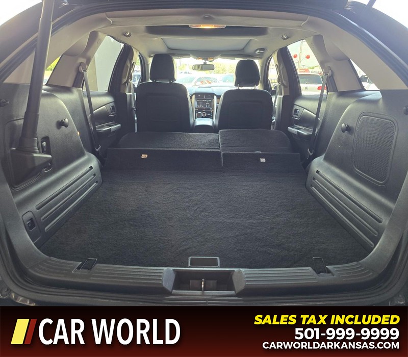 Ford Edge Vehicle Full-screen Gallery Image 15