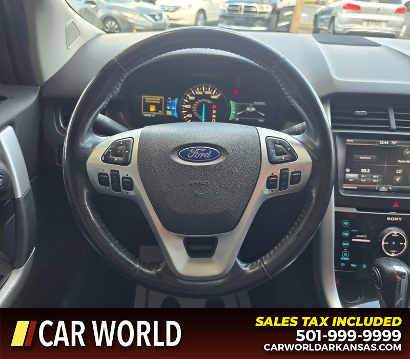 Ford Edge Vehicle Full-screen Gallery Image 16