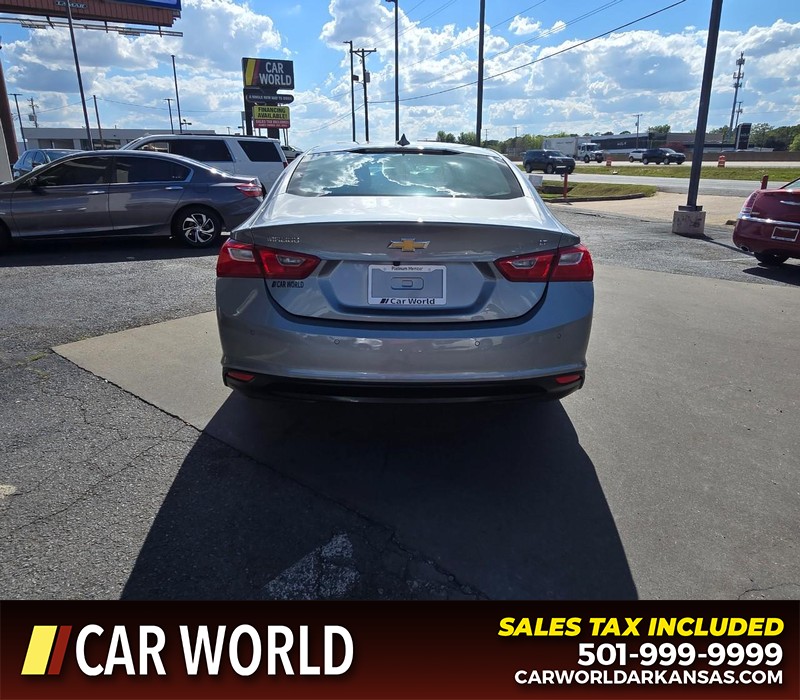 Chevrolet Malibu Vehicle Full-screen Gallery Image 5