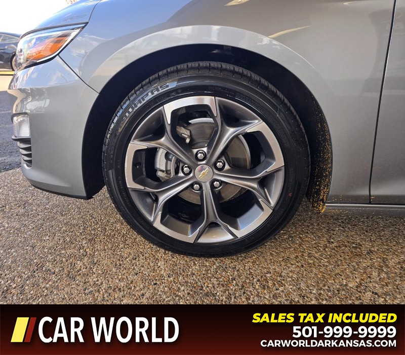 Chevrolet Malibu Vehicle Full-screen Gallery Image 6