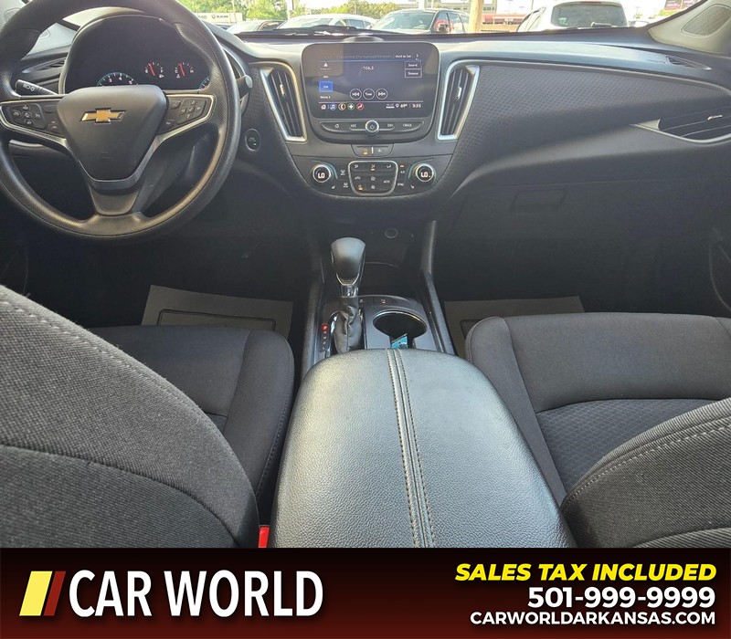 Chevrolet Malibu Vehicle Full-screen Gallery Image 18