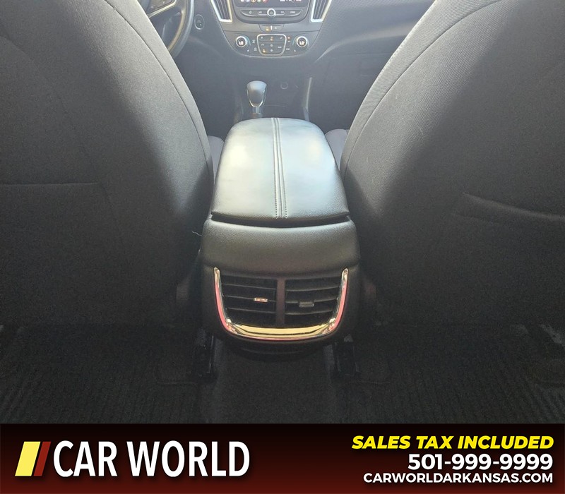 Chevrolet Malibu Vehicle Full-screen Gallery Image 20