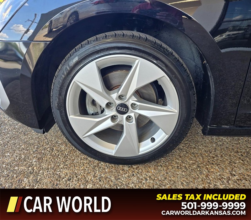 Audi A3 Vehicle Full-screen Gallery Image 6