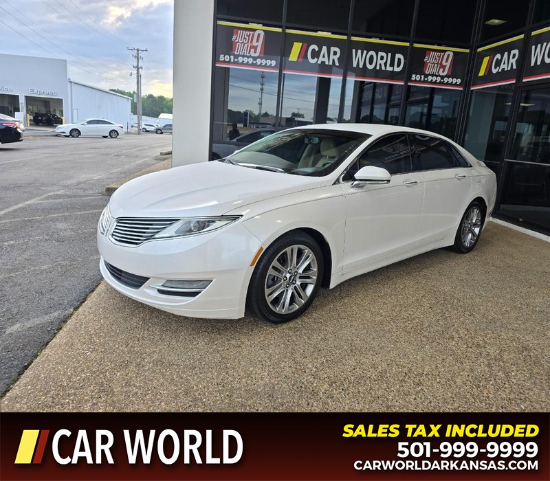 Lincoln MKZ Vehicle Full-screen Gallery Image 3