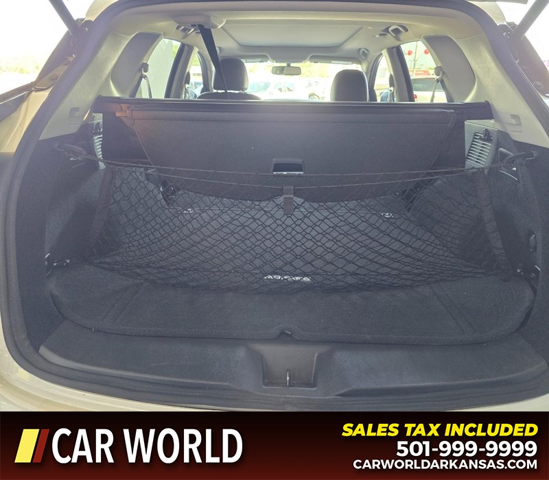 Nissan Murano Vehicle Full-screen Gallery Image 14