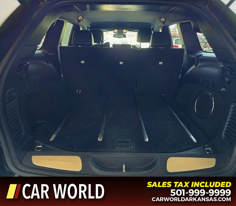 Jeep Grand Cherokee Vehicle Full-screen Gallery Image 13