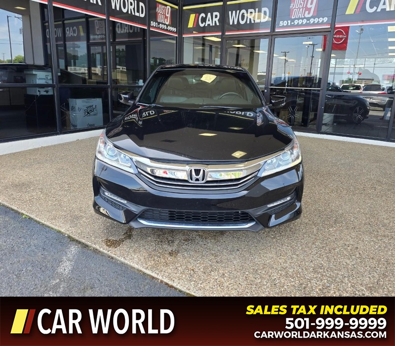 Honda Accord Sedan Vehicle Full-screen Gallery Image 2