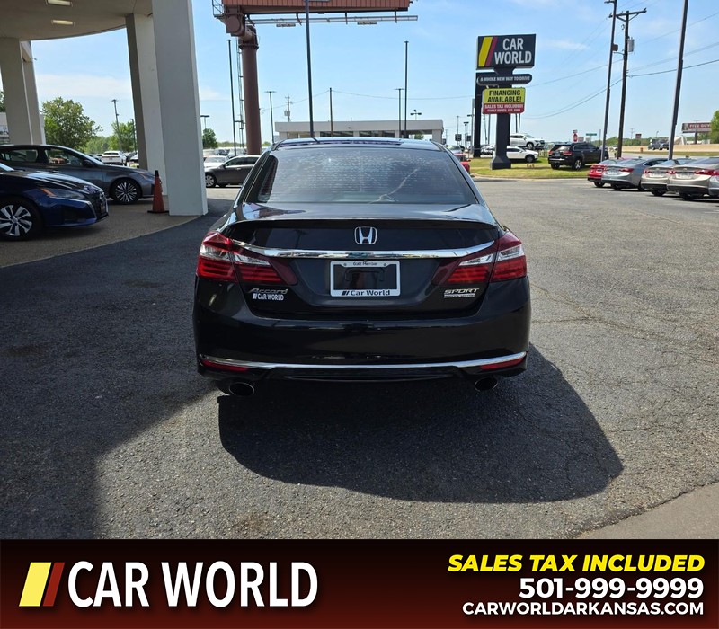 Honda Accord Sedan Vehicle Full-screen Gallery Image 5