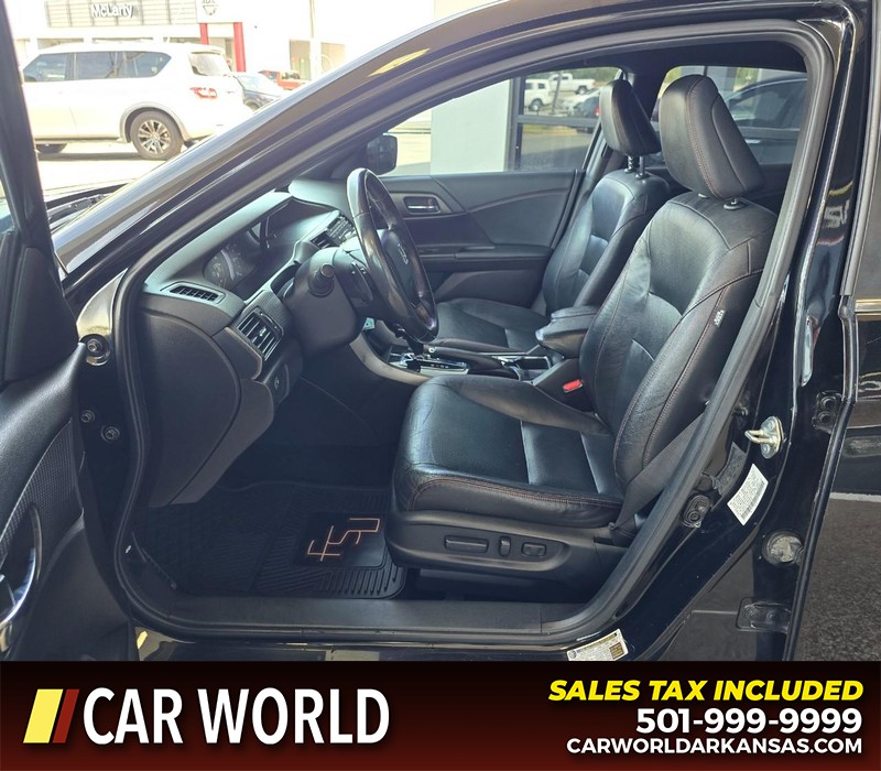 Honda Accord Sedan Vehicle Full-screen Gallery Image 8