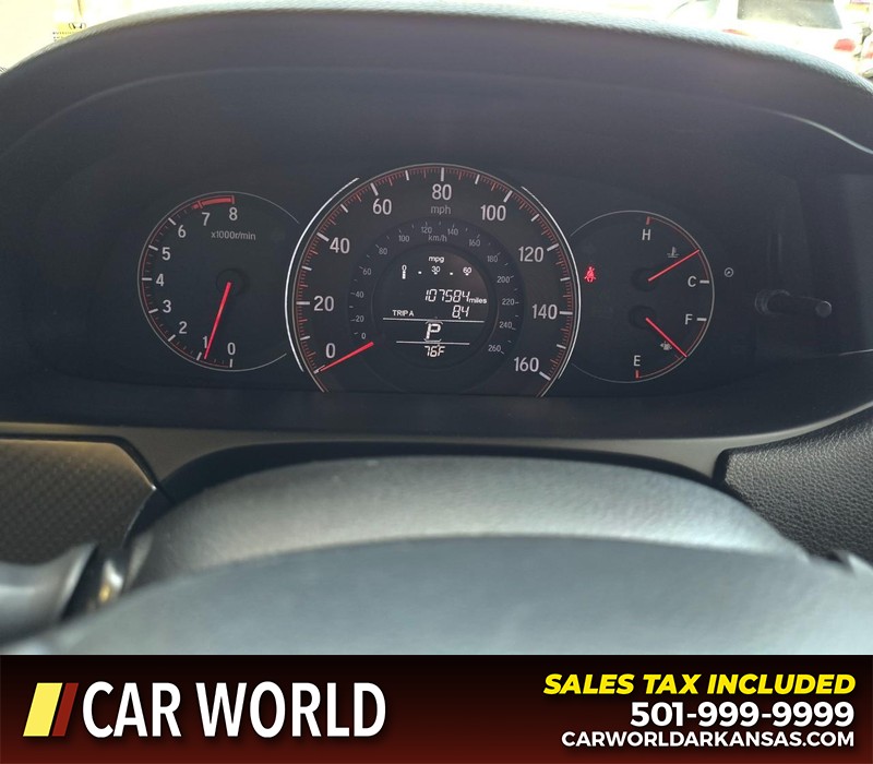 Honda Accord Sedan Vehicle Full-screen Gallery Image 17