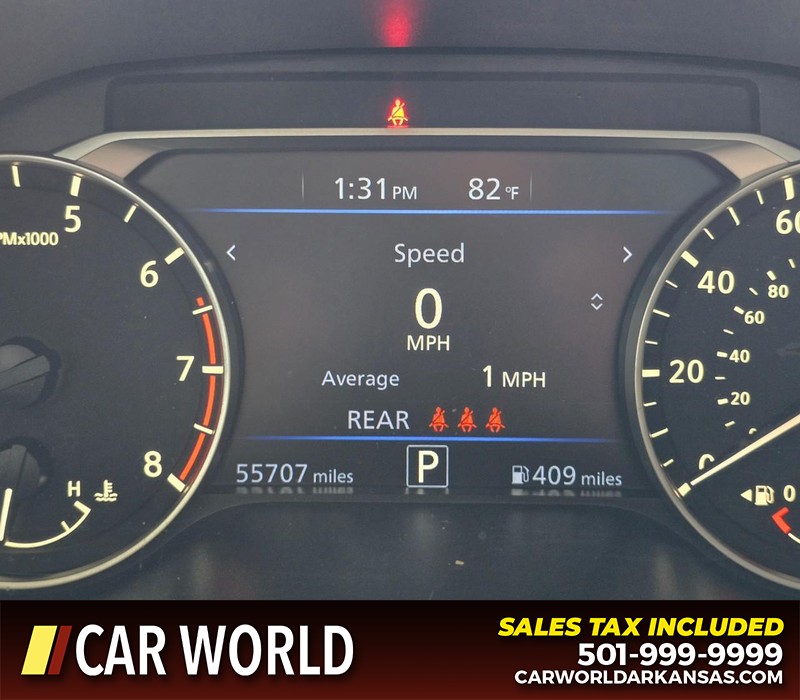 Nissan Altima Vehicle Full-screen Gallery Image 16