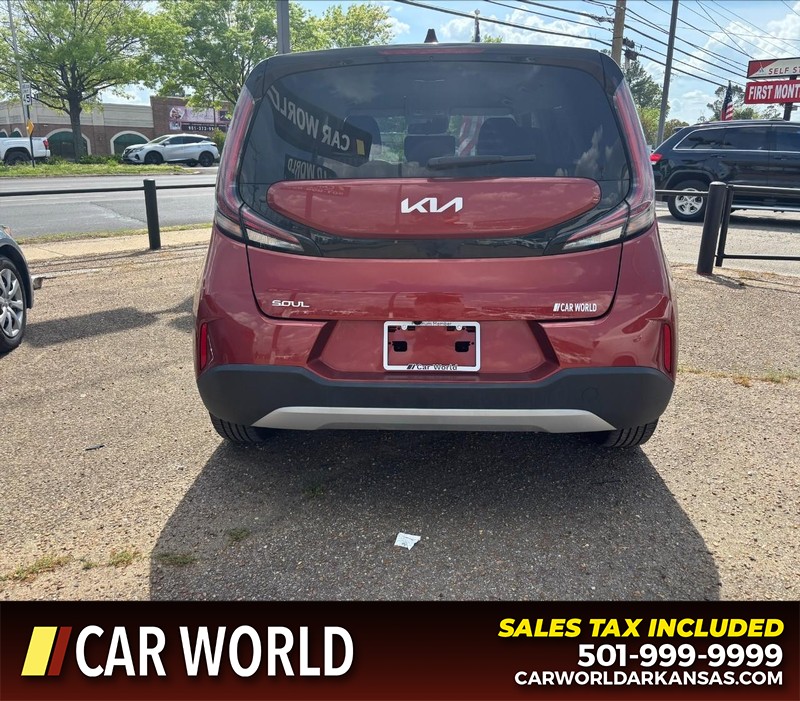 Kia Soul Vehicle Full-screen Gallery Image 4