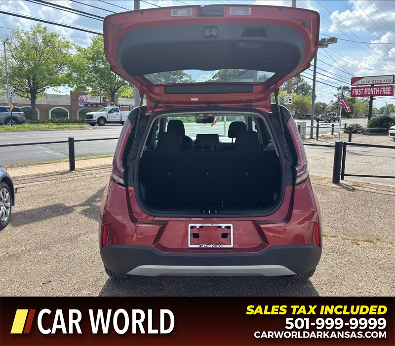 Kia Soul Vehicle Full-screen Gallery Image 5