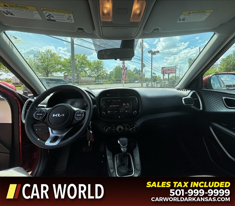 Kia Soul Vehicle Full-screen Gallery Image 16